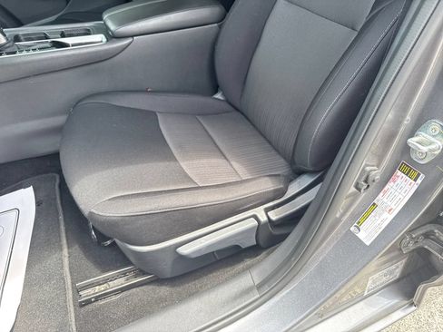 Certified 2024 Nissan Sentra SV w/ All-Weather Package FWD image 32