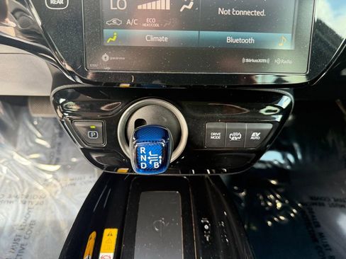 Used 2020 Toyota Prius Prime XLE image 24