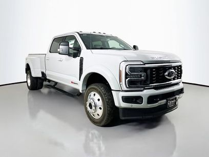 New 2025 Ford F450 Platinum w/ FX4 Off-Road Package