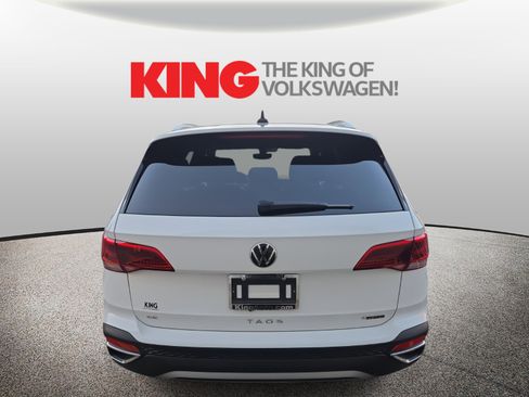 Used 2022 Volkswagen Taos SE image 6