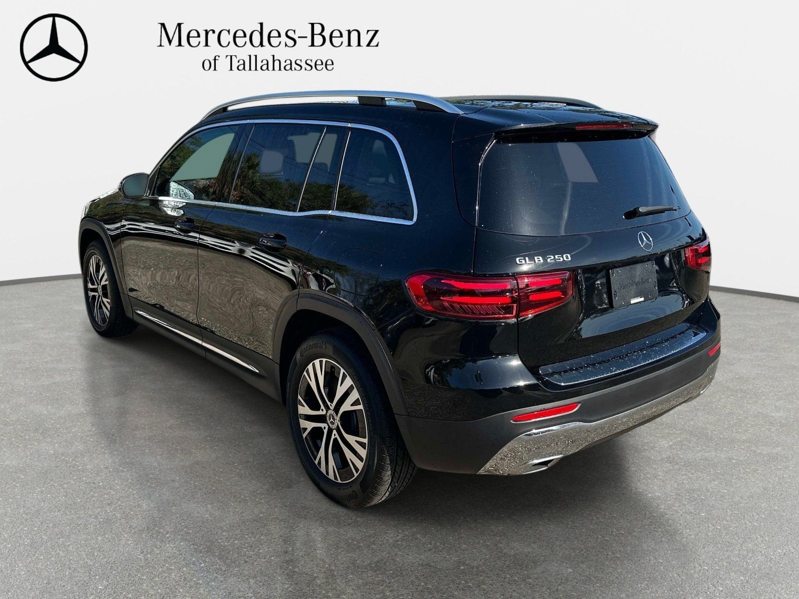 Used 2025 Mercedes-Benz GLB 250 image 7