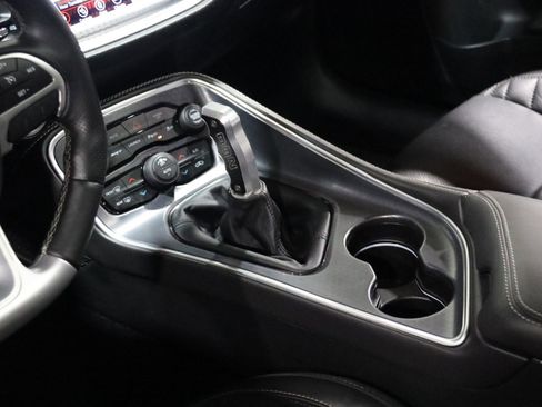 Used 2017 Dodge Challenger SRT image 54