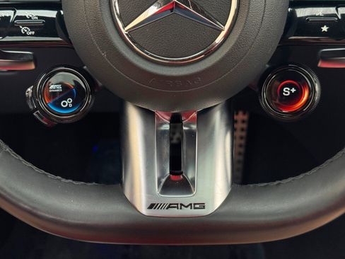 Used 2024 Mercedes-Benz GLC 43 AMG 4MATIC image 25