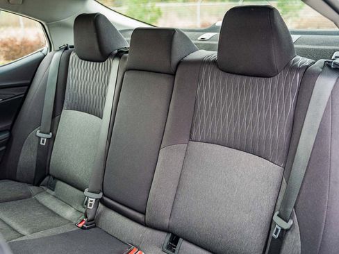 Used 2025 Toyota Camry SE image 18