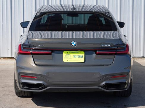 Used 2022 BMW 750i xDrive w/ M Sport Package image 57