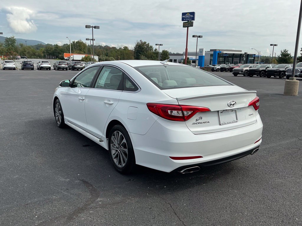 Used 2016 Hyundai Sonata Sport FWD image 12