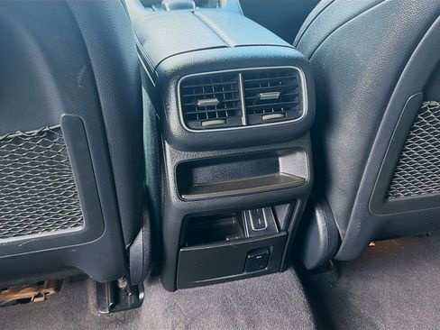 Used 2023 Mercedes-Benz GLE 350 w/ Premium Package image 22