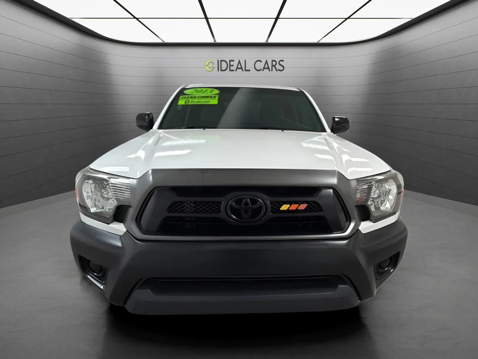 Used 2013 Toyota Tacoma PreRunner w/ Convenience Pkg RWD image 2