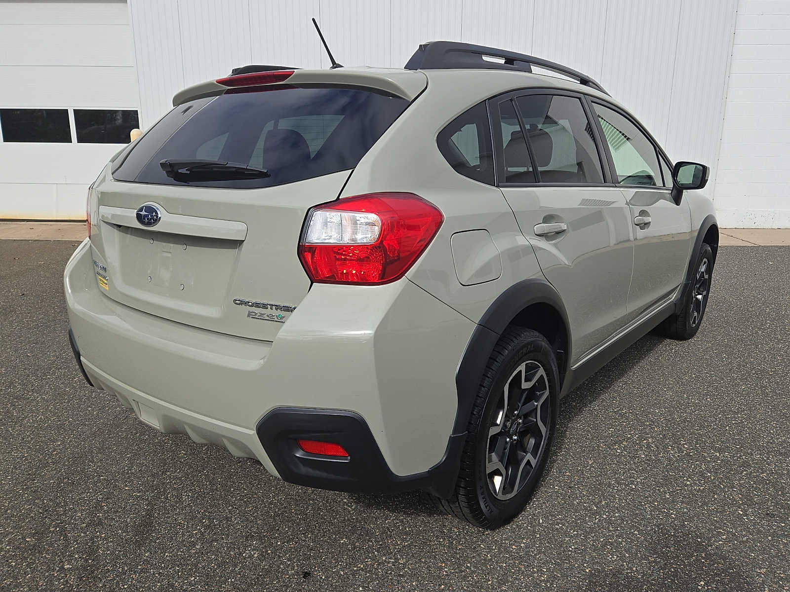Used 2016 Subaru Crosstrek 2.0i Premium AWD/4WD image 6