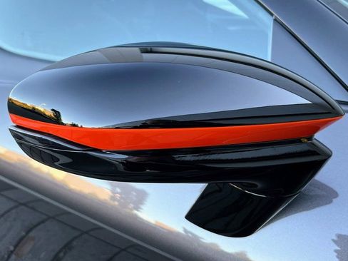 Used 2022 Ferrari SF90 Stradale image 7