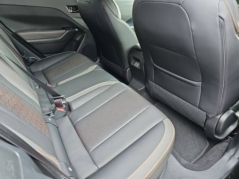 New 2026 Subaru Crosstrek 2.5i Limited w/ Crosstrek Mirror Package AWD/4WD image 11