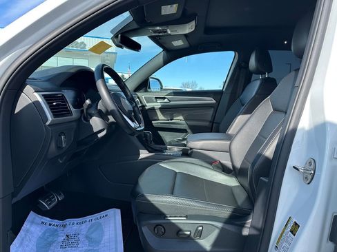 Used 2021 Volkswagen Atlas Cross Sport SEL R-Line image 22