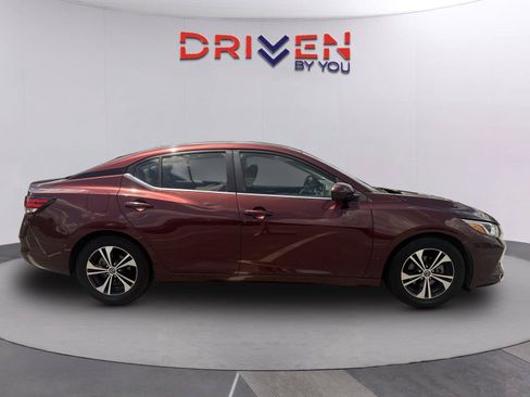 Used 2022 Nissan Sentra SV FWD image 3