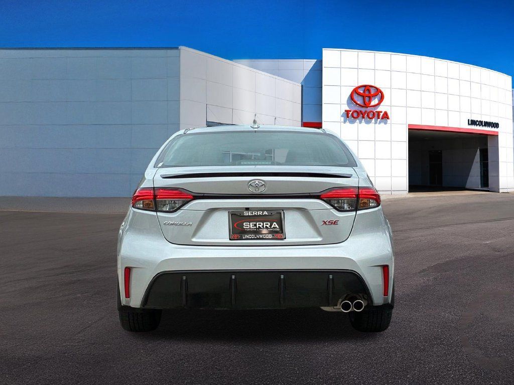 Used 2026 Toyota Corolla XSE FWD image 12