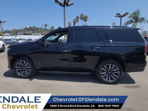 Certified 2024 Cadillac Escalade Sport RWD image 5