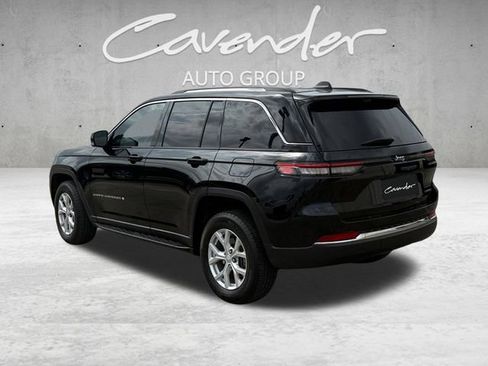 Used 2023 Jeep Grand Cherokee Limited w/ Luxury Tech Group II image 14