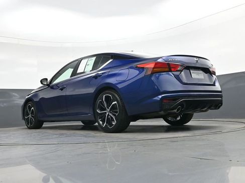 Used 2024 Nissan Altima 2.5 SR FWD image 35