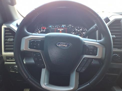 Used 2020 Ford F250 Lariat w/ Lariat Ultimate Package AWD/4WD image 21