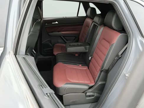 Used 2023 Volkswagen Atlas Cross Sport SEL Premium R-Line AWD/4WD image 25