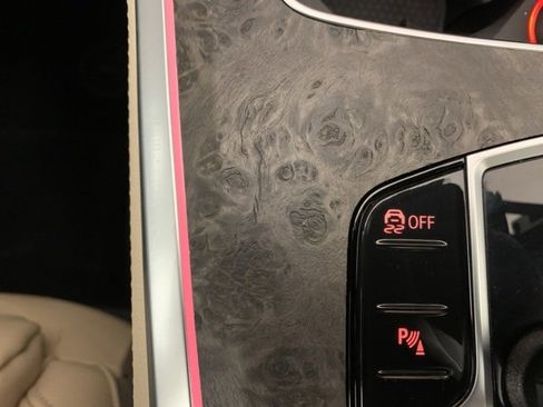 Used 2021 BMW X5 xDrive40i w/ Convenience Package image 31