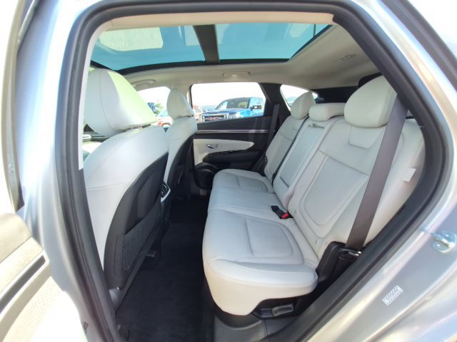 Used 2024 Hyundai Tucson Limited AWD/4WD image 14