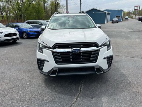 Used 2023 Subaru Ascent Touring image 2