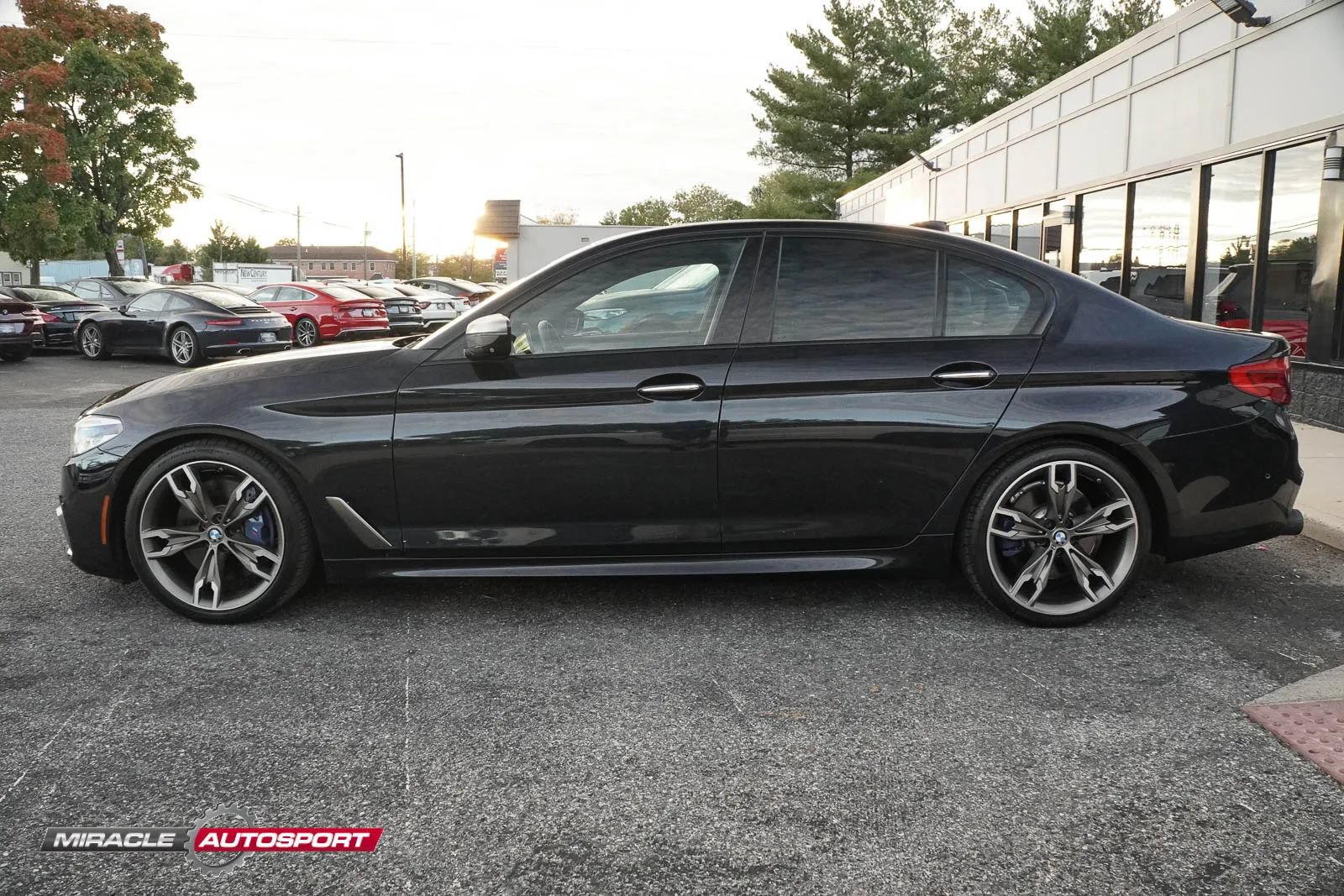 Used 2018 BMW M550i xDrive AWD/4WD image 4