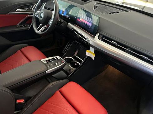 Used 2025 BMW X1 M35i w/ Premium Package image 15
