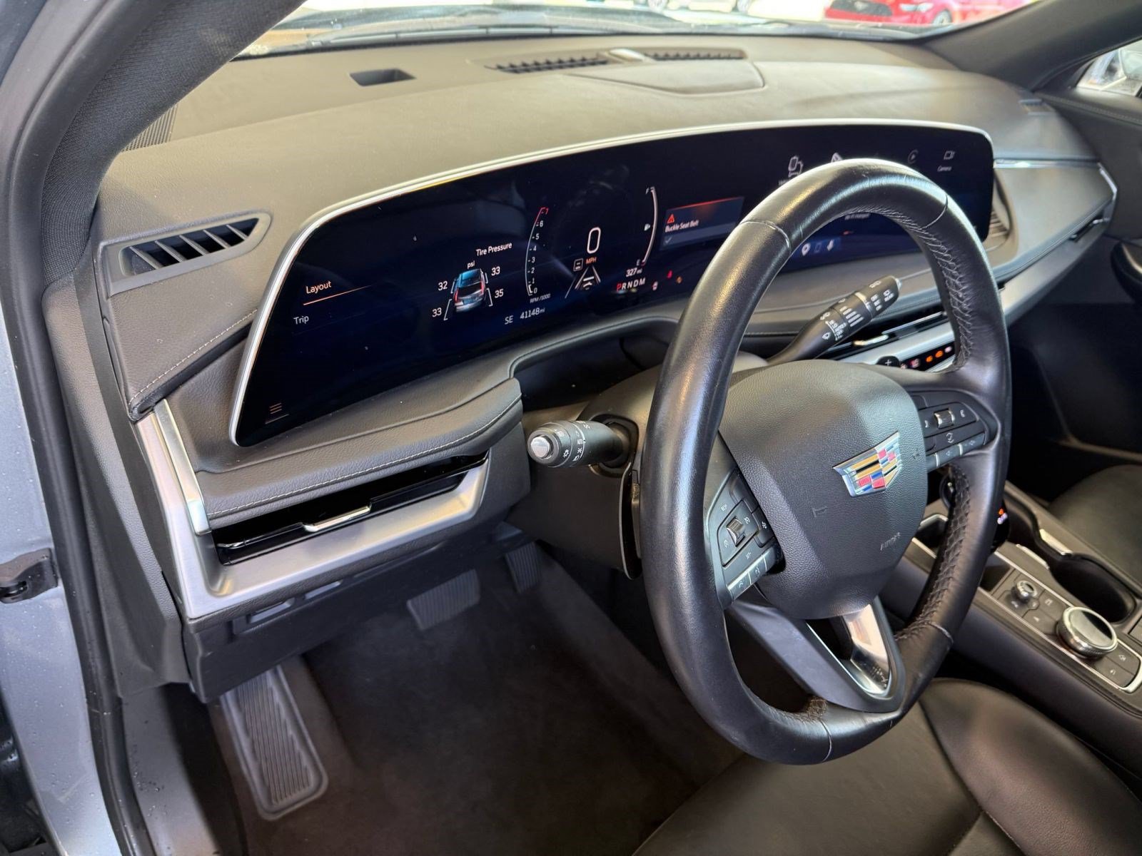 Used 2025 Cadillac XT4 Premium Luxury FWD image 11