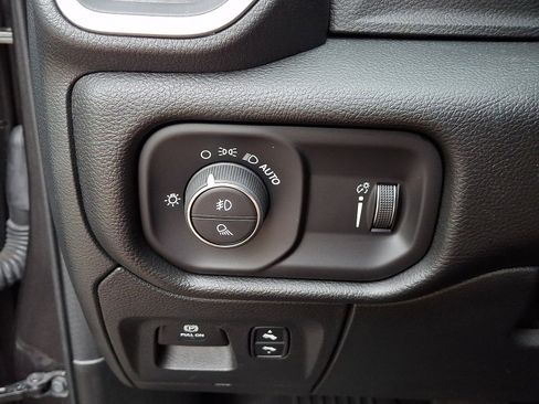 Certified 2022 RAM 1500 Big Horn AWD/4WD image 27