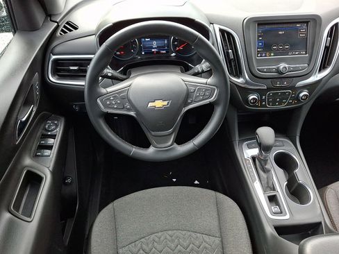 Used 2024 Chevrolet Equinox LT image 11