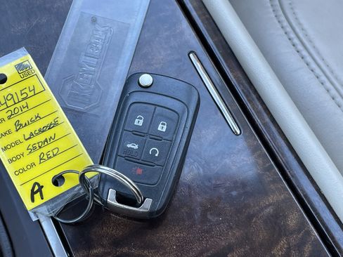 Used 2014 Buick LaCrosse Leather w/ Driver Confidence Package image 24