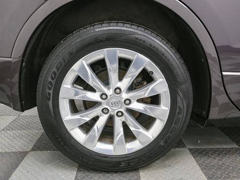Used 2018 Buick Envision Essence image 16