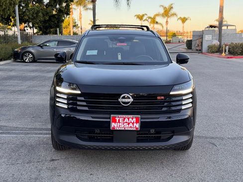 New 2026 Nissan Kicks SR w/ Cold Weather Package image 3