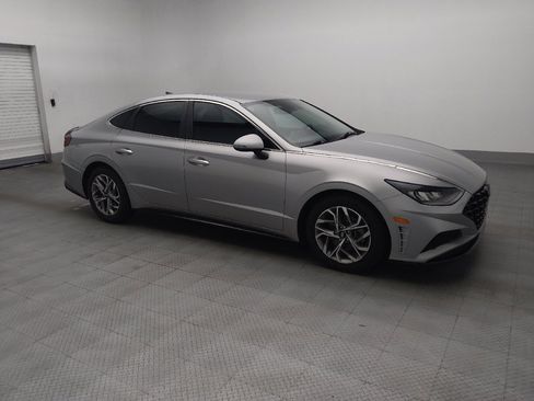Used 2020 Hyundai Sonata SEL w/ Convenience Package FWD image 11