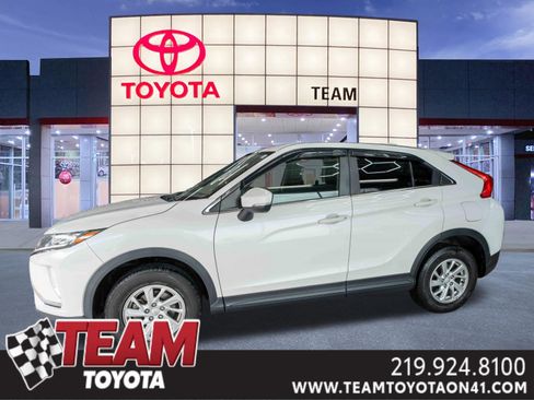 Used 2019 Mitsubishi Eclipse Cross ES image 1