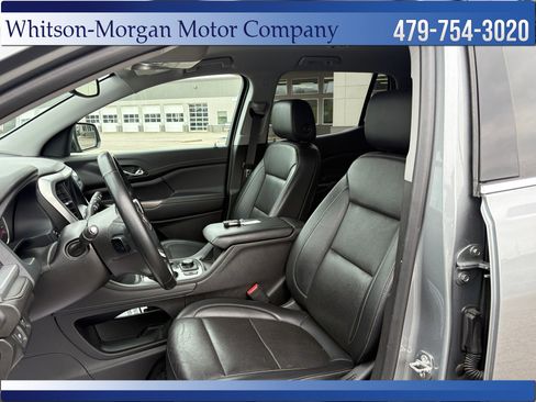 Used 2023 GMC Acadia SLT image 9