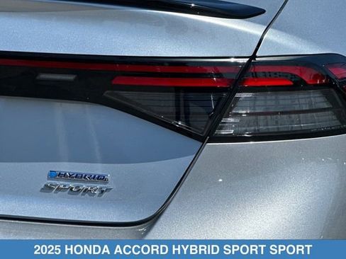 Certified 2025 Honda Accord Sport image 29