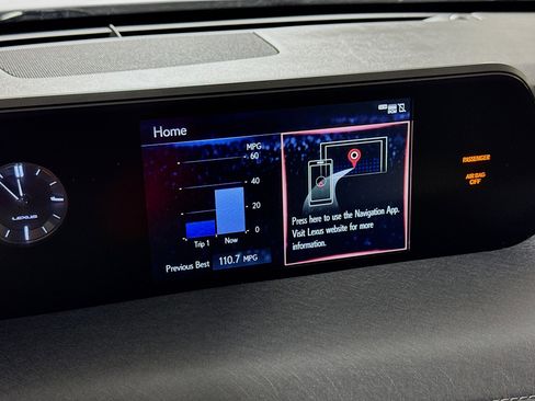 Used 2019 Lexus UX 250h image 17