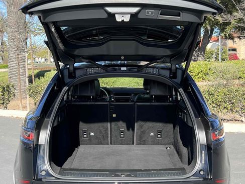 Used 2018 Land Rover Range Rover Velar R-Dynamic SE image 82