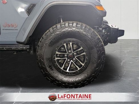 Certified 2024 Jeep Wrangler Unlimited Rubicon image 33