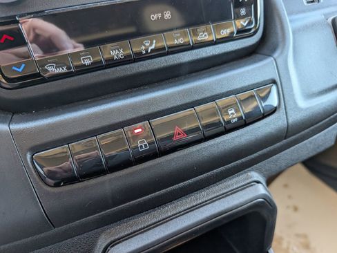 New 2026 RAM ProMaster 1500 w/ Convenience Group image 26