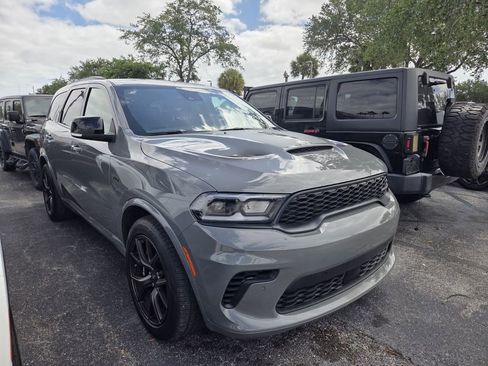 Used 2025 Dodge Durango R/T image 2