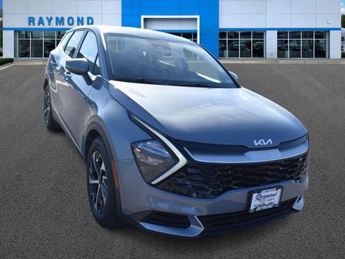 Certified 2023 Kia Sportage EX image 9