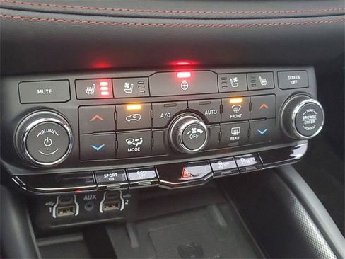 Used 2024 Dodge Durango R/T image 29