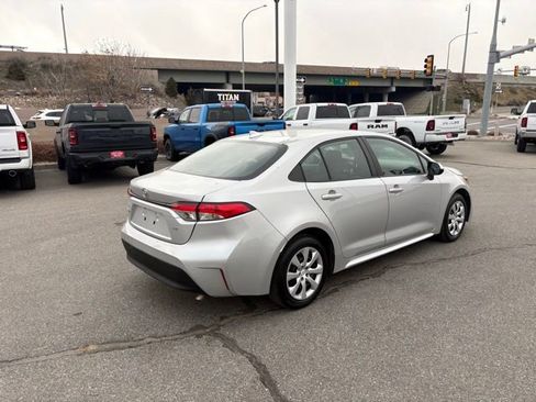 Used 2024 Toyota Corolla LE image 5