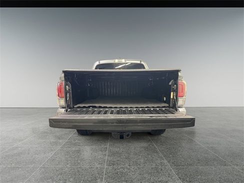 Used 2020 Toyota Tacoma 4x4 Double Cab image 13