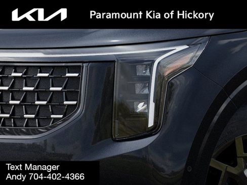New 2026 Kia Carnival SX w/ SX Dark Edition Package FWD image 10