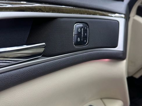 Used 2014 Lincoln MKZ w/ Equipment Group 101A Select image 10