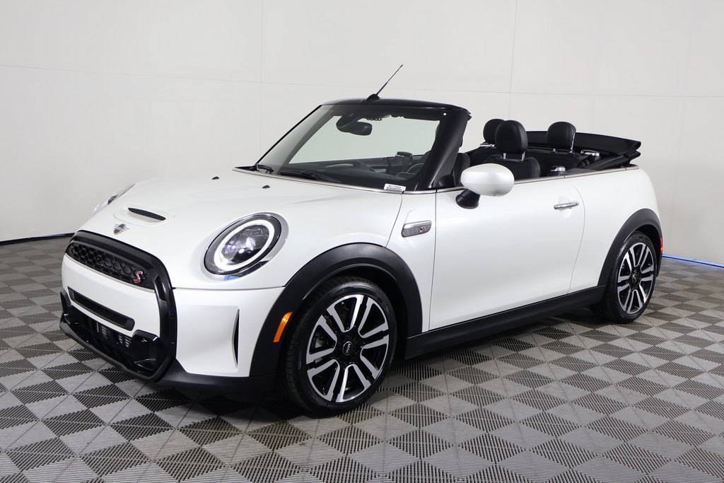 Certified 2024 MINI Cooper S FWD image 7